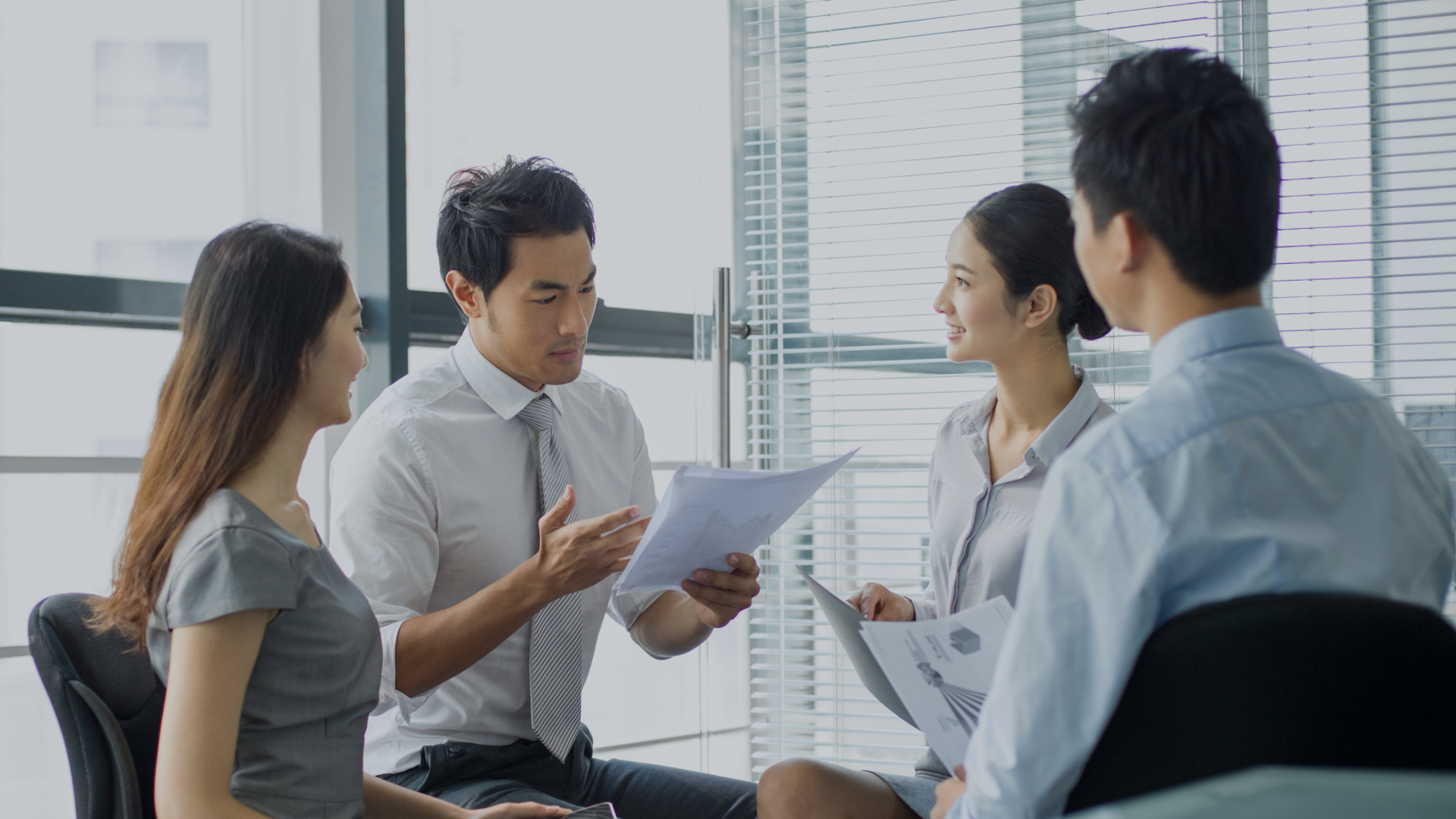 信託- TransGlobal Holding Company